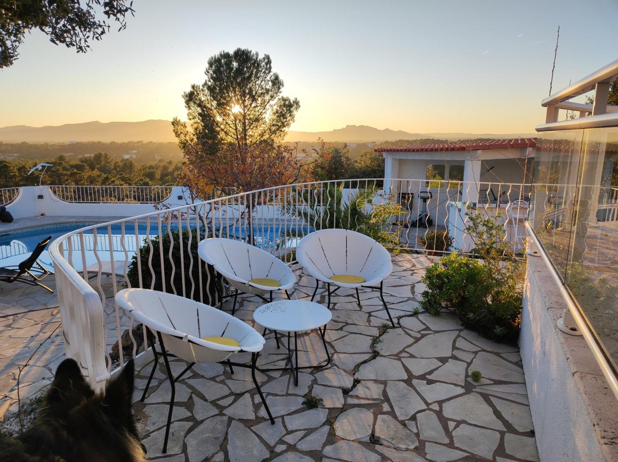 Avec Piscine Privative, Domaine Prive Du Capitou, Villa Fréjus