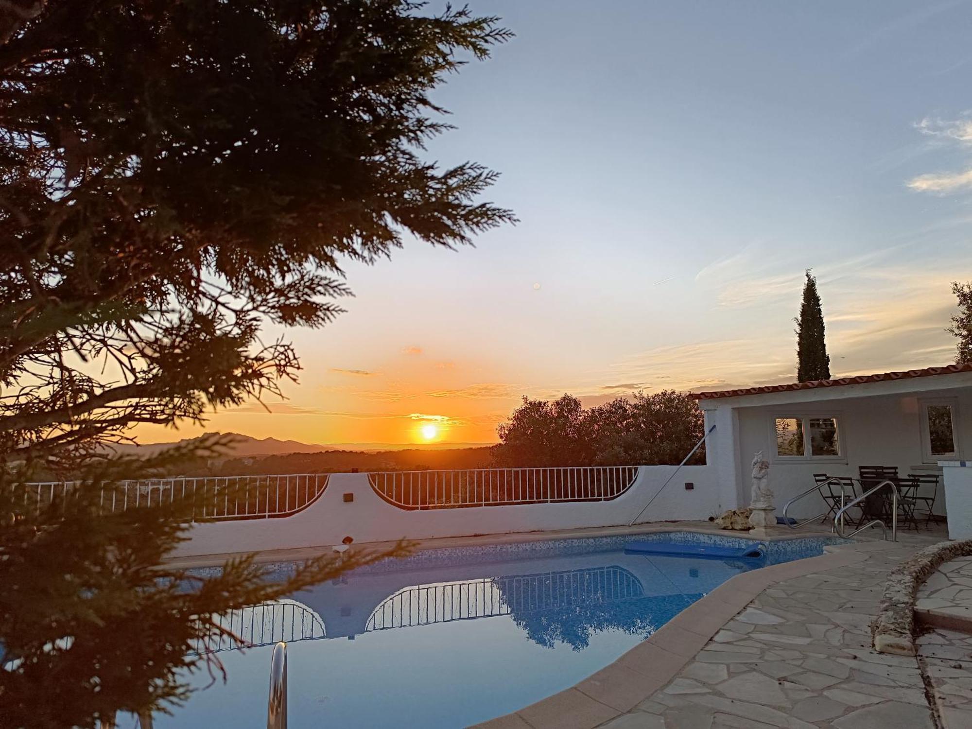Villa Avec Piscine Privative, Domaine Prive Du Capitou, Fréjus